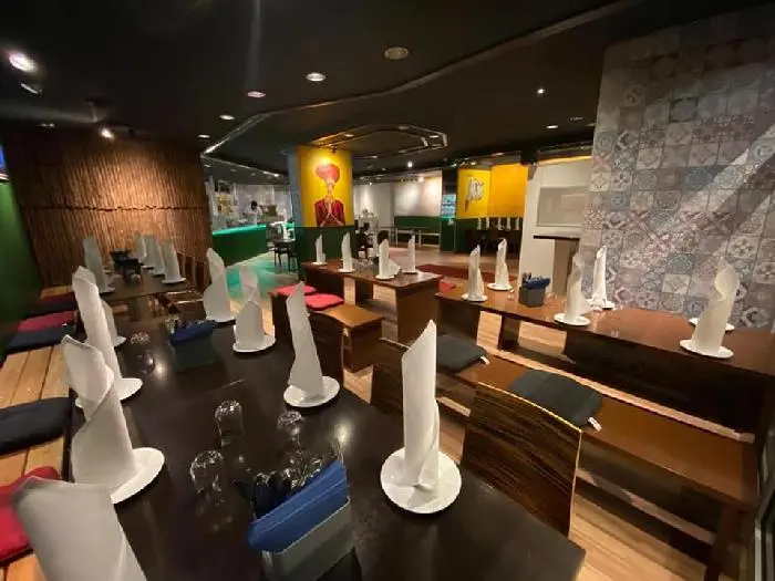 Daily Tadka Innenraum